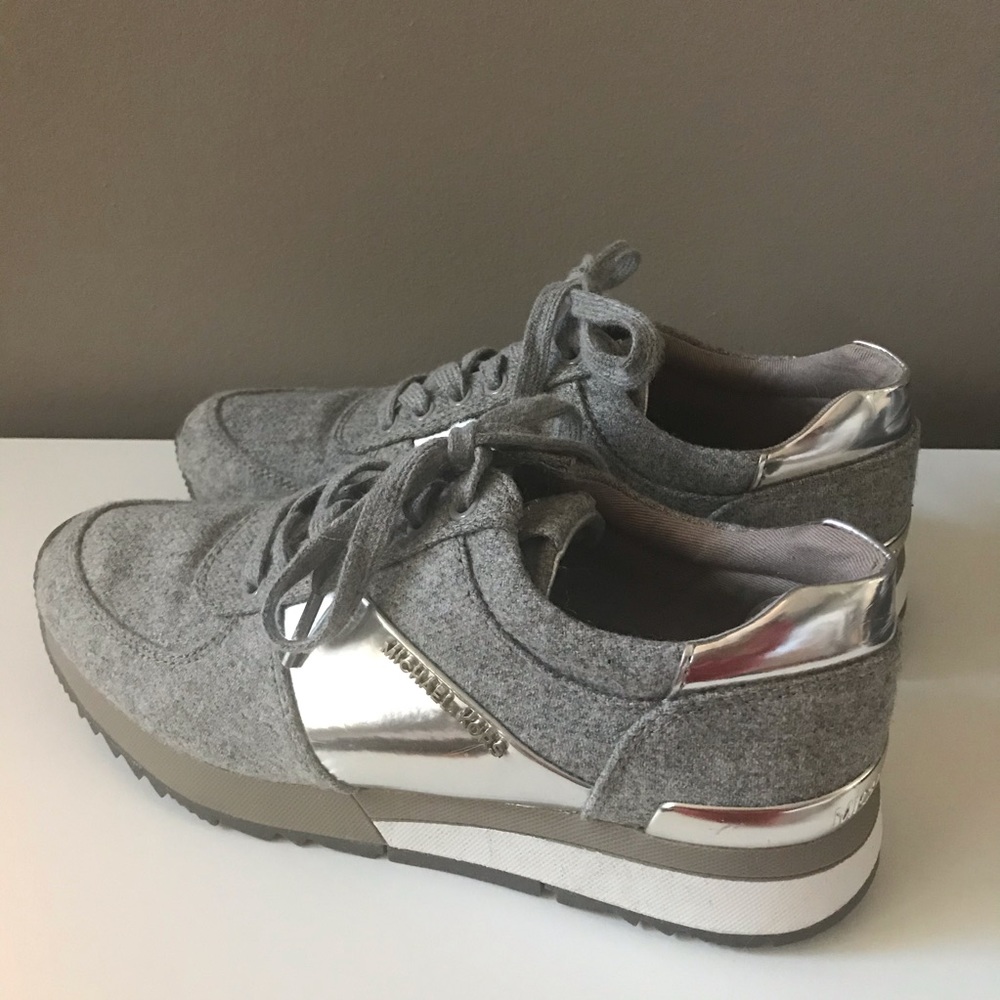 New Michael Kors Allie Trainer Sneakers Grey sz 7